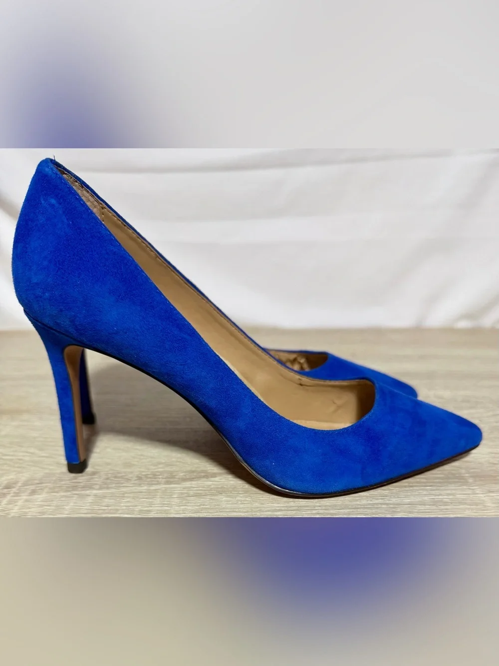 Banana Republic Annette Blue Suede Heels – Size 7